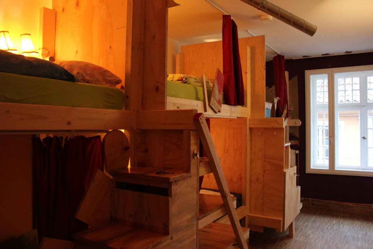 Schicksaal* Hostel ลูเบค ภายนอก รูปภาพ