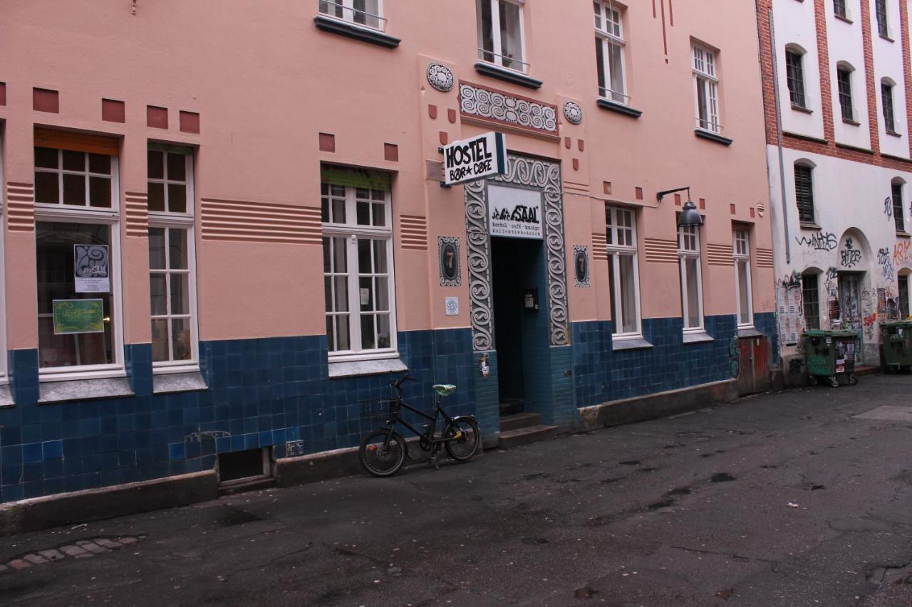 Schicksaal* Hostel ลูเบค ภายนอก รูปภาพ