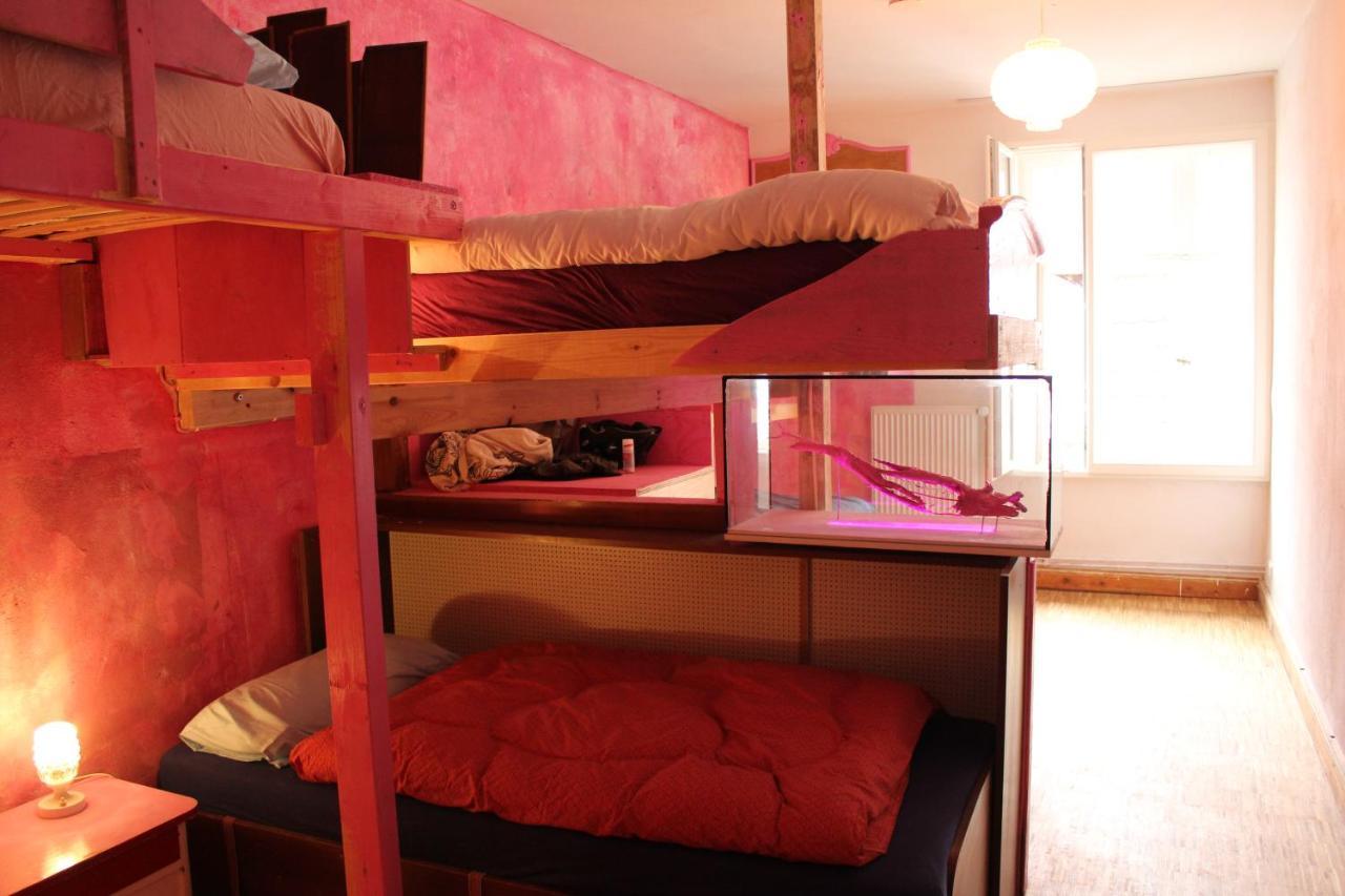 Schicksaal* Hostel ลูเบค ภายนอก รูปภาพ