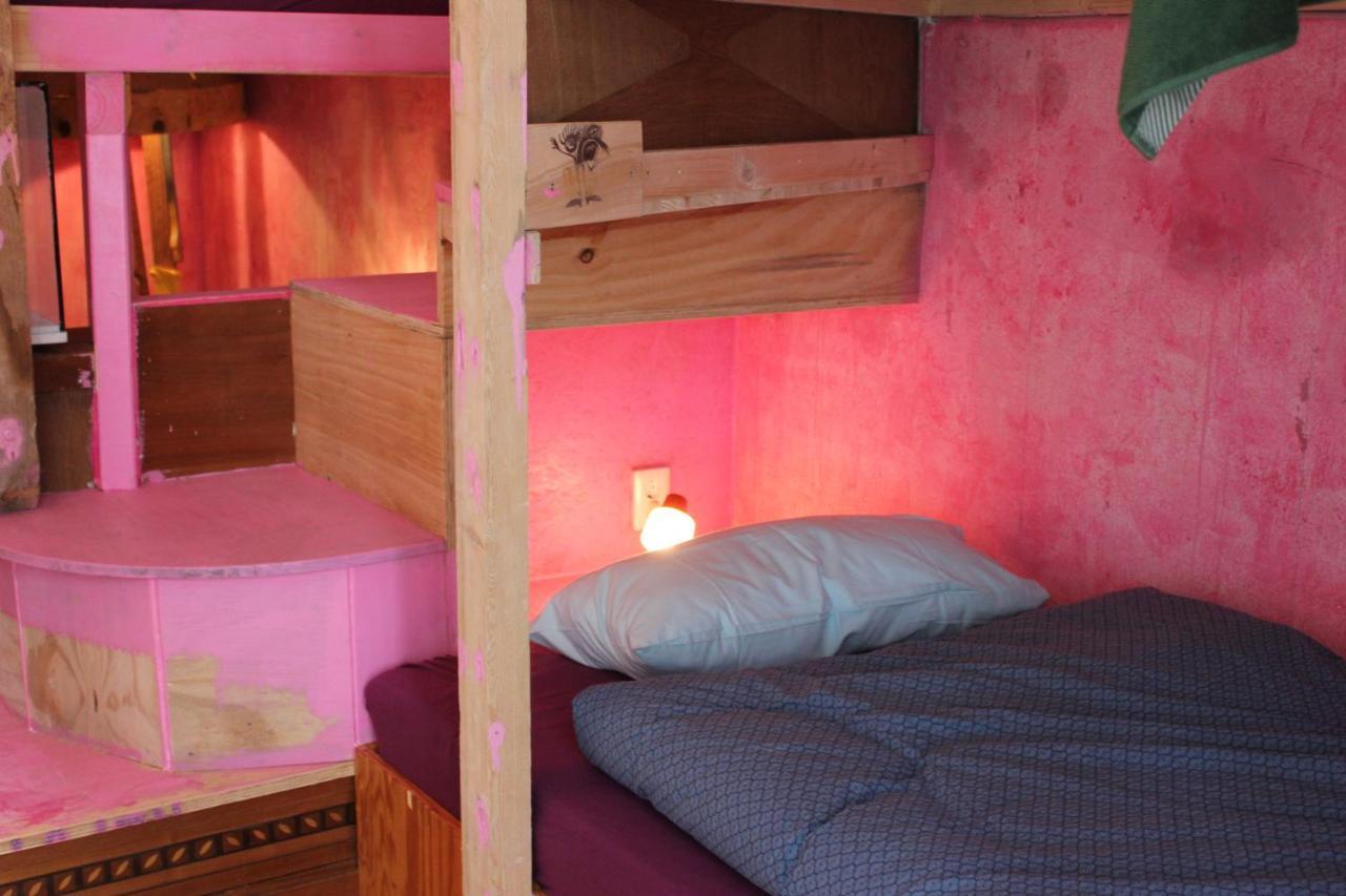 Schicksaal* Hostel ลูเบค ภายนอก รูปภาพ